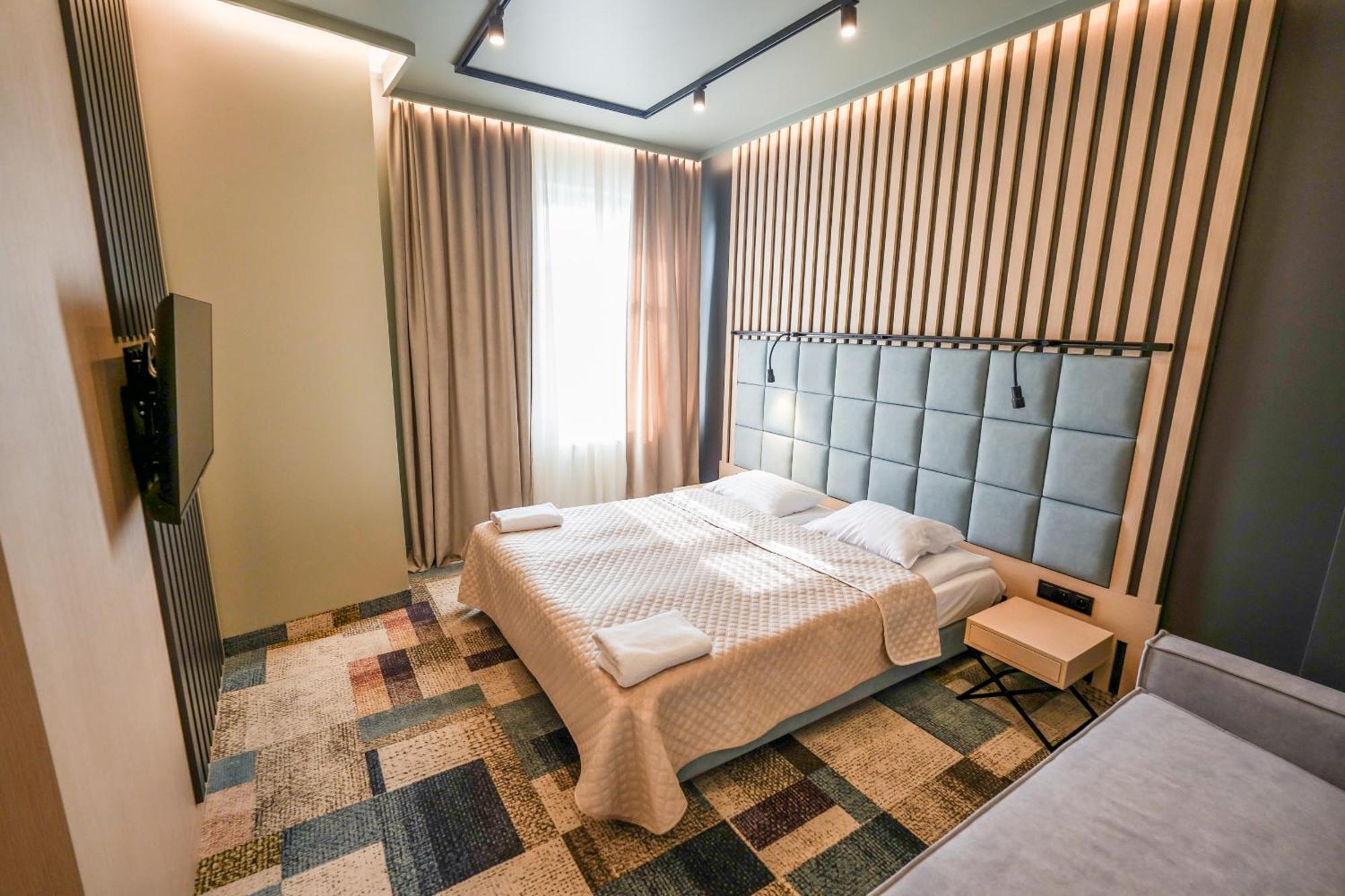 Jarota Hotel 3*