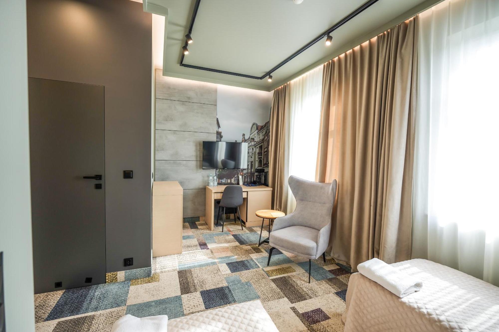 Jarota Hotell
